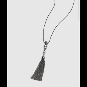 🍒 🆕LB Gunmetal& Pearl tassel necklace